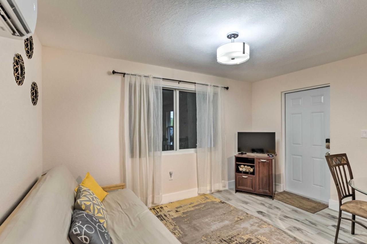 Inviting Apartment Less Than 2 Mi To Riviera Beach! Уест Палм Бийч Екстериор снимка