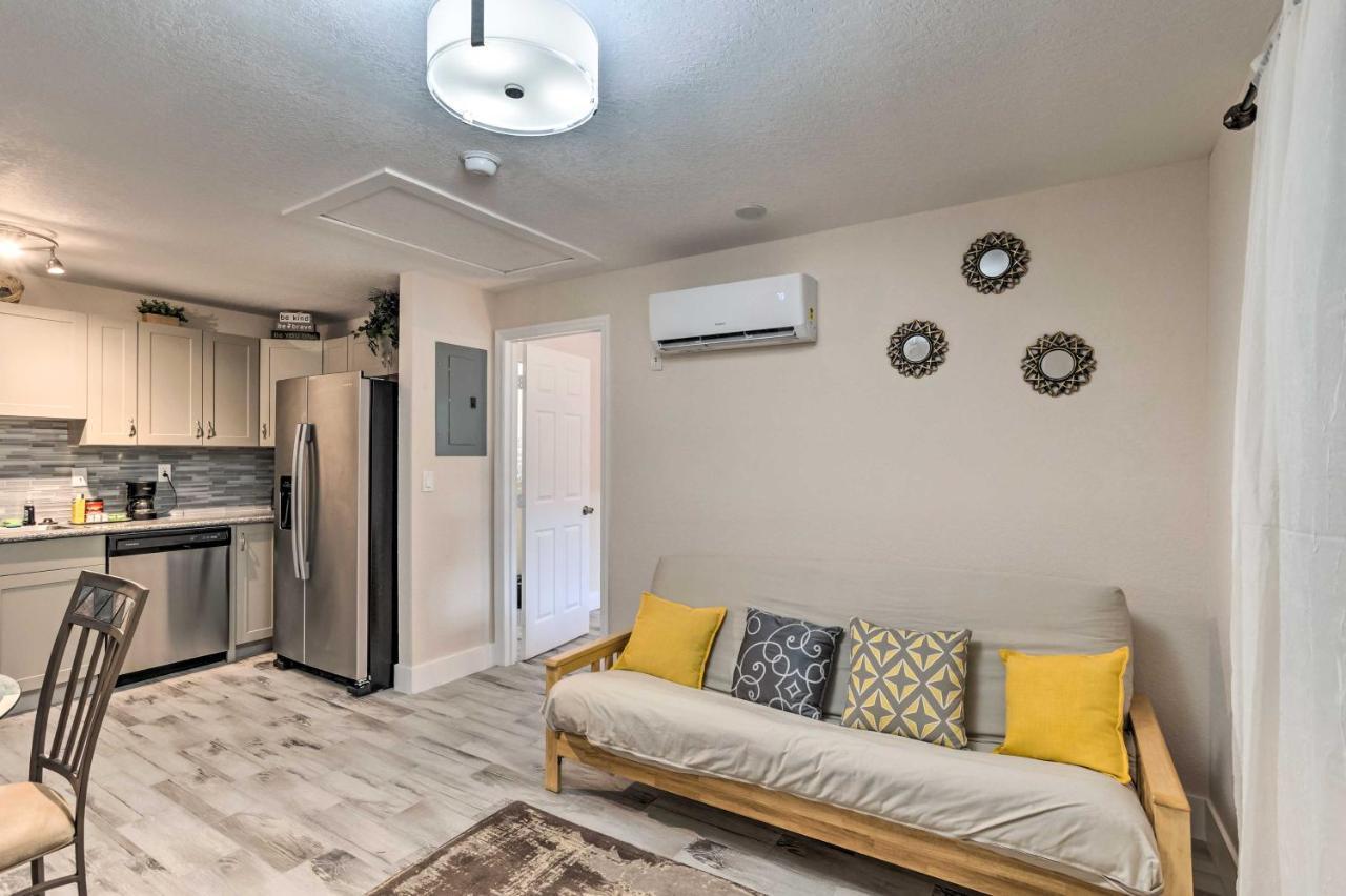 Inviting Apartment Less Than 2 Mi To Riviera Beach! Уест Палм Бийч Екстериор снимка