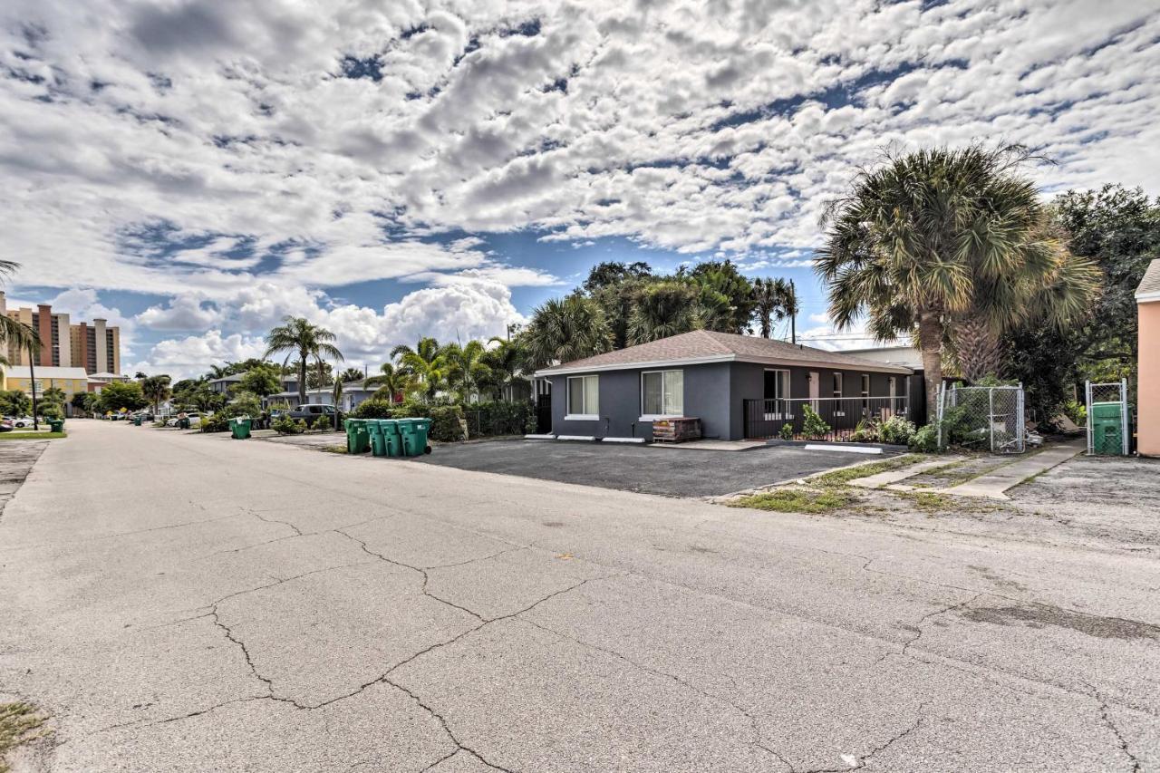 Inviting Apartment Less Than 2 Mi To Riviera Beach! Уест Палм Бийч Екстериор снимка